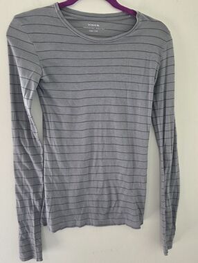 Vince. Gray and Navy Striped Long Sleeve T-Shirt